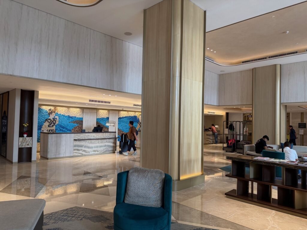 Hotel Review: Sari Pacific Autograph Collection, Jakarta 4 The Seat in the Middle 4